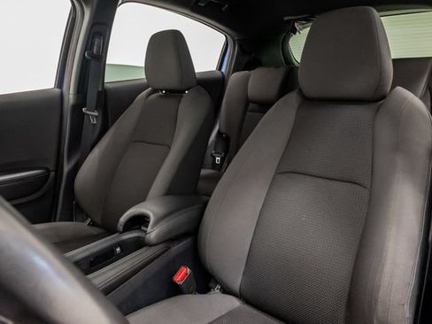 Used 2019 Honda HR-V Sport image 14