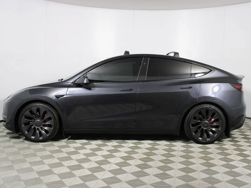 Used 2024 Tesla Model Y Performance AWD/4WD image 31