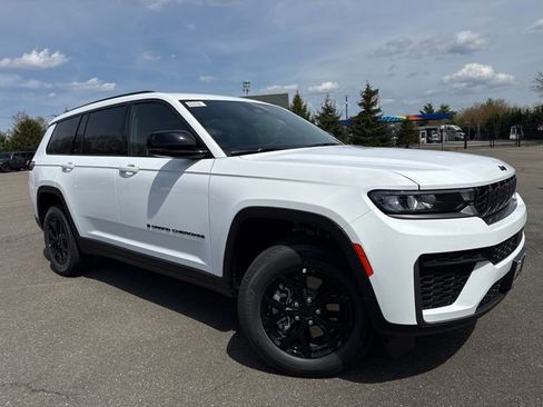New 2026 Jeep Grand Cherokee L 4WD image 1