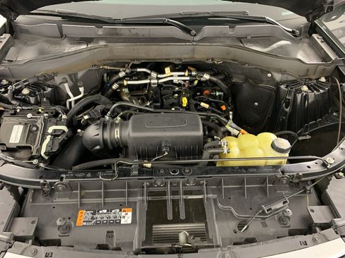 Used 2022 Ford Explorer XLT RWD image 11