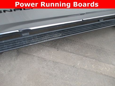 Certified 2025 GMC Yukon XL Denali Ultimate image 14