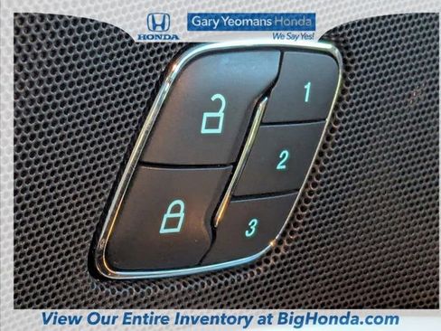 Used 2018 Ford Explorer Limited image 24