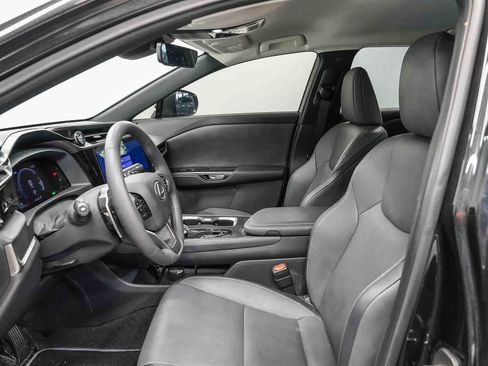 Used 2025 Lexus RZ 450e w/ Accessory Package (Z1) AWD/4WD image 17