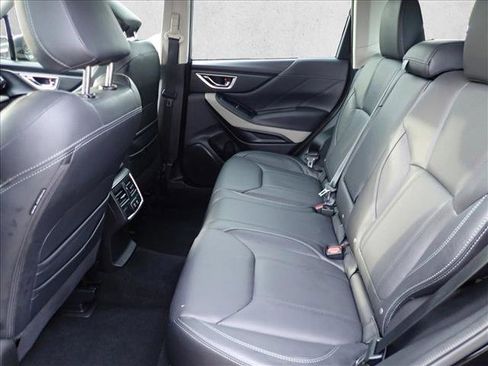 Certified 2023 Subaru Forester Limited image 9