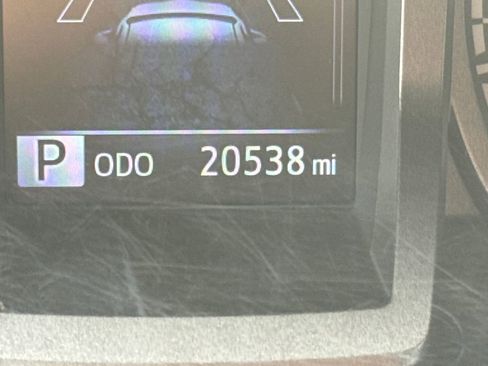 Used 2023 Toyota Tacoma TRD Off-Road image 18