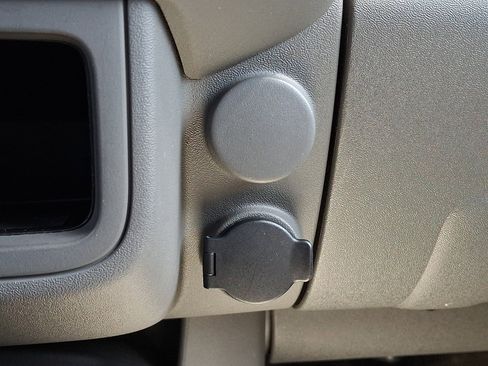 Used 2016 Nissan Frontier S RWD image 23