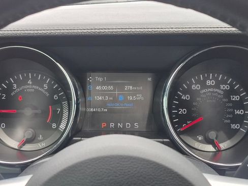 Used 2016 Ford Mustang GT Premium w/ Equipment Group 401A RWD image 22