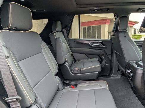 New 2026 GMC Yukon Elevation w/ Elevation Premium Package AWD/4WD image 29