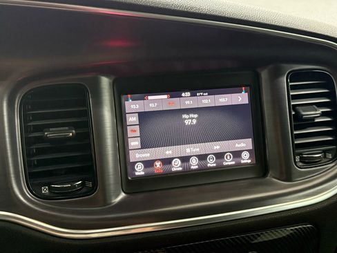 Used 2018 Dodge Charger SXT w/ Blacktop Package image 29