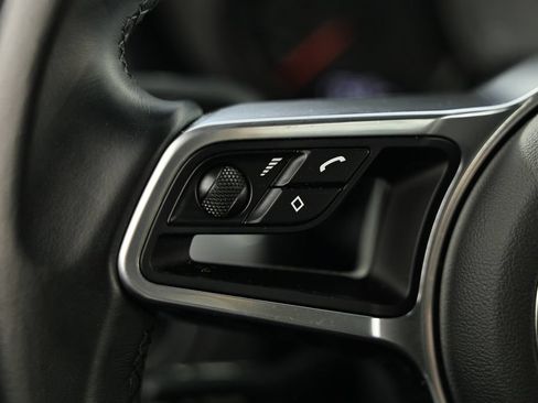 Certified 2024 Porsche 718 Cayman S RWD image 37