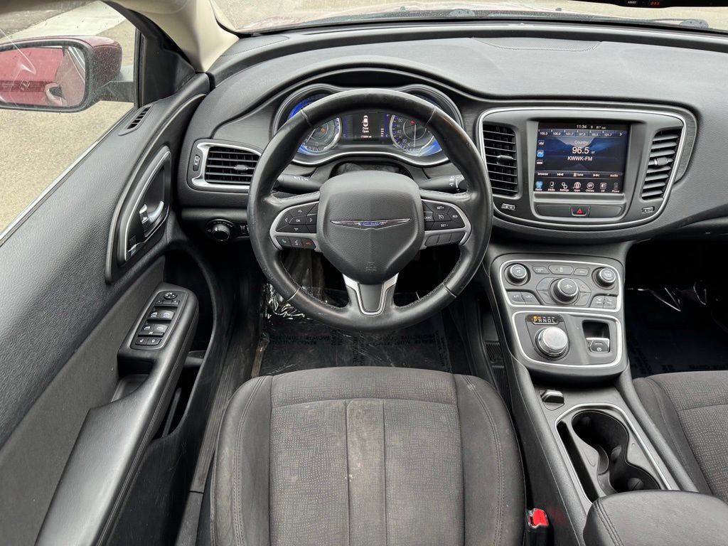 Used 2015 Chrysler 200 Limited w/ Convenience Group FWD image 11