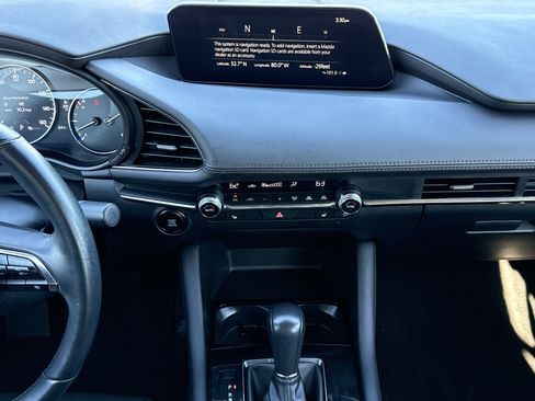 Used 2025 MAZDA MAZDA3 s image 30