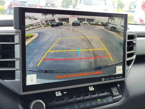 Used 2024 Toyota Tundra Limited image 26