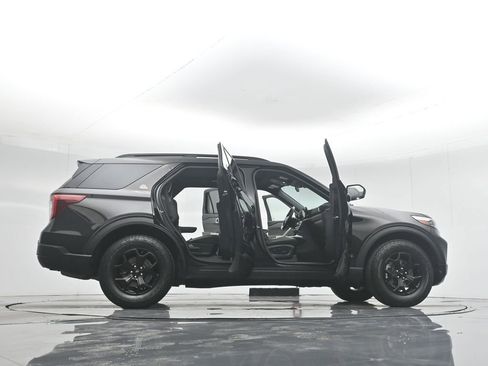 Certified 2022 Ford Explorer Timberline image 8