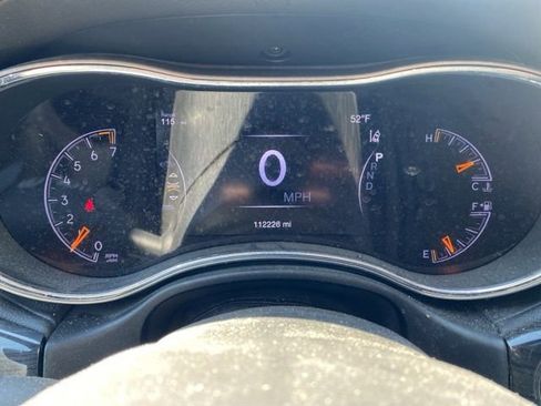 Used 2018 Jeep Grand Cherokee Overland image 33