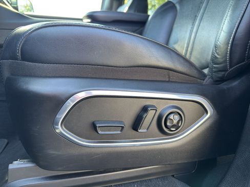 Used 2022 Jeep Wagoneer Series II image 13