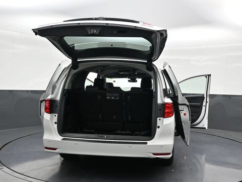 Used 2023 Honda Odyssey Elite image 35