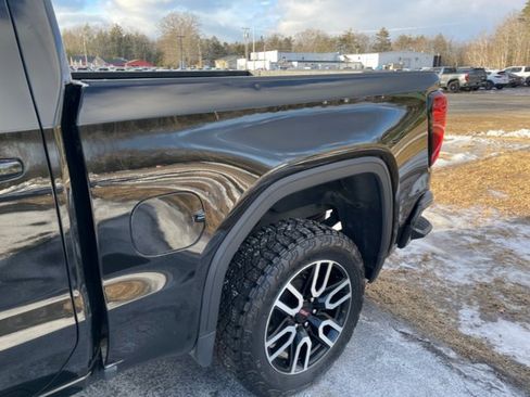 Certified 2023 GMC Sierra 1500 AT4 w/ AT4 Premium Package image 17