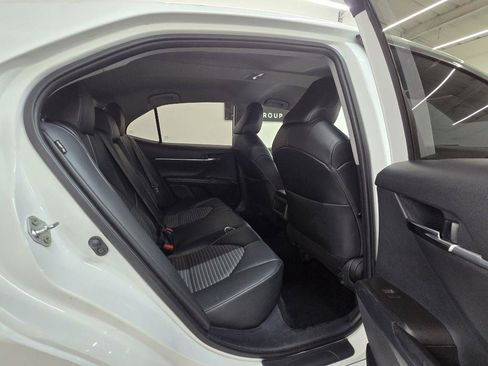 Used 2021 Toyota Camry SE FWD image 20