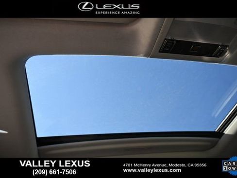 Used 2013 Lexus LX 570 4WD w/ Luxury Pkg image 8