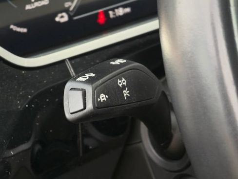 Used 2019 Audi e-tron Prestige w/ Prestige Package AWD/4WD image 47