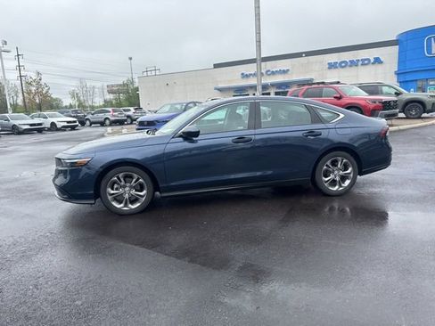 Used 2024 Honda Accord EX image 16