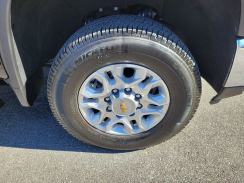 Certified 2025 Chevrolet Silverado 2500 LTZ w/ LTZ Convenience Package image 6