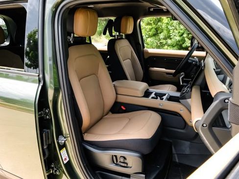 New 2026 Land Rover Defender 110 X AWD/4WD image 43