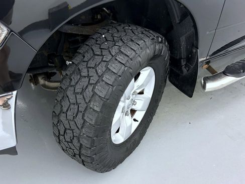 Used 2017 RAM 1500 Classic SLT image 23