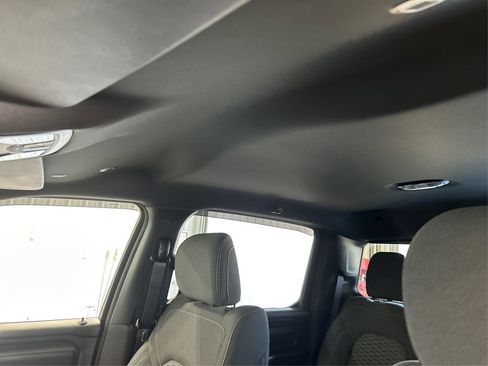 Used 2025 RAM 1500 Warlock AWD/4WD image 19