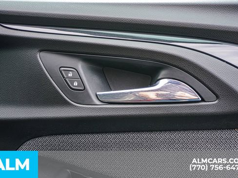 Used 2021 Chevrolet TrailBlazer LT w/ Convenience Package image 50