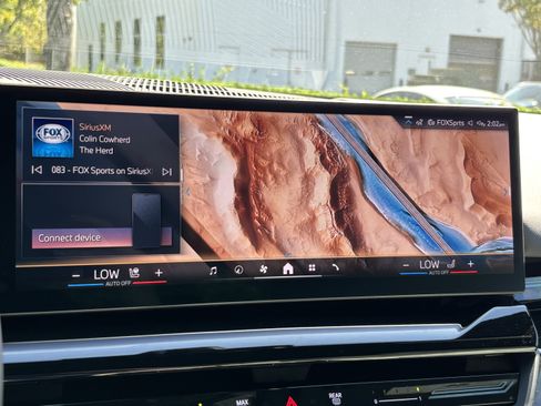 Certified 2025 BMW 530i xDrive w/ Premium Package image 24