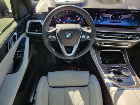 Used 2025 BMW X5 sDrive40i RWD image 15