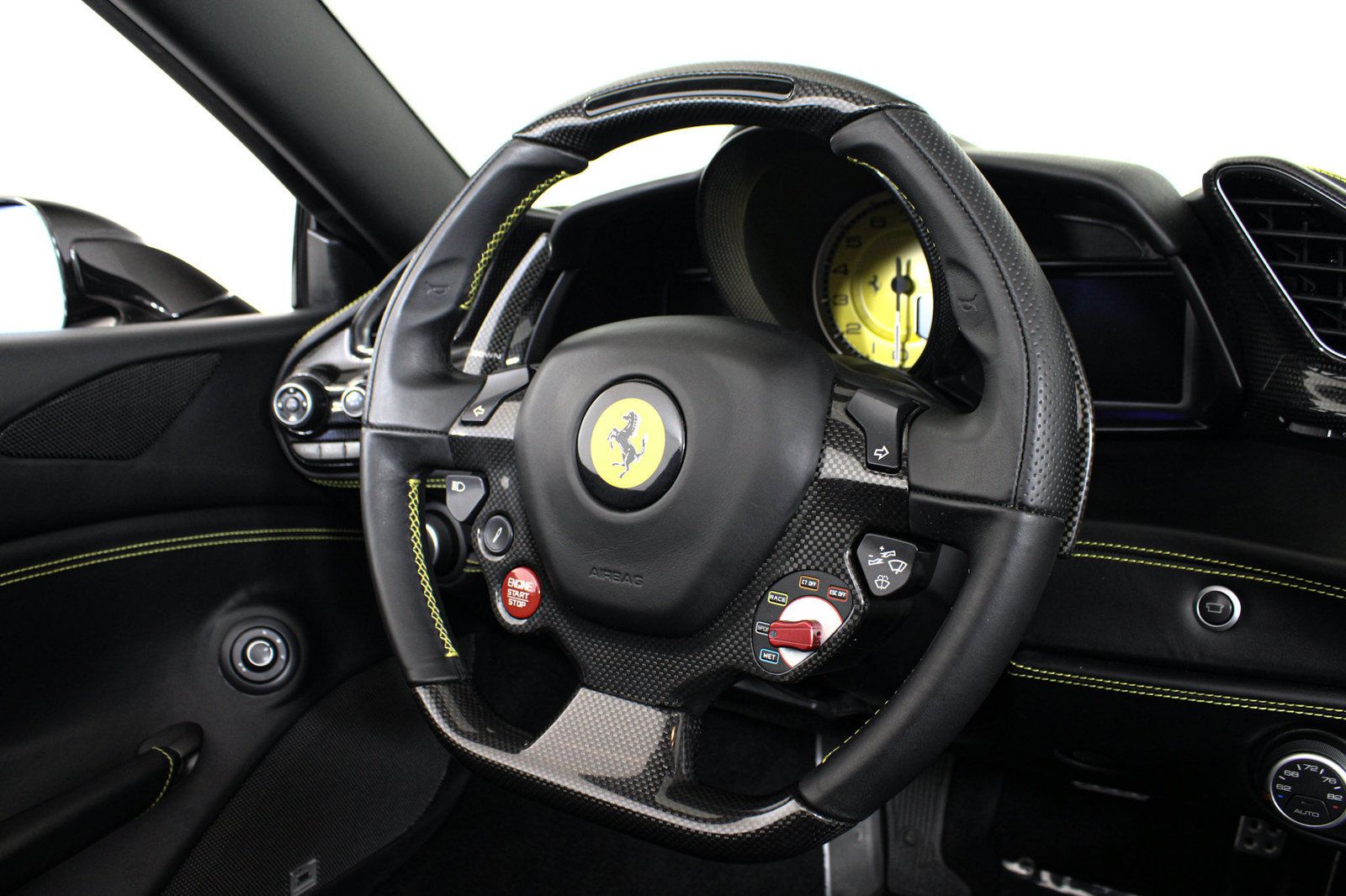 Certified 2017 Ferrari 488 Spider RWD image 32
