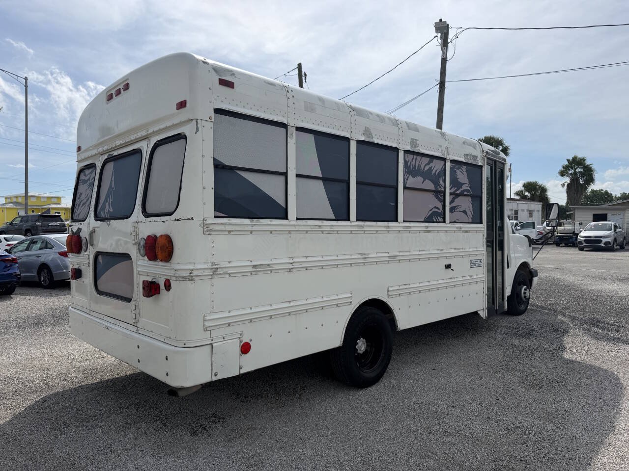 Used 2008 Chevrolet Express 3500 w/ School Bus Package RWD image 5