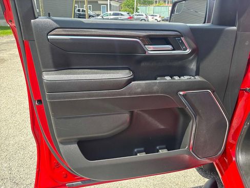 Used 2023 Chevrolet Silverado 1500 RST w/ Rally Edition AWD/4WD image 9