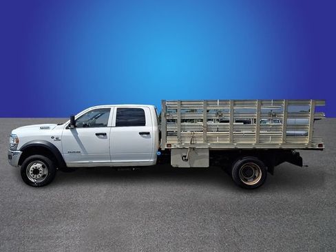Used 2022 RAM 5500 Tradesman w/ Chrome Appearance Group AWD/4WD image 7