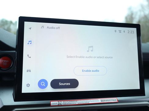 Used 2025 Toyota 4Runner TRD Off-Road Premium image 32