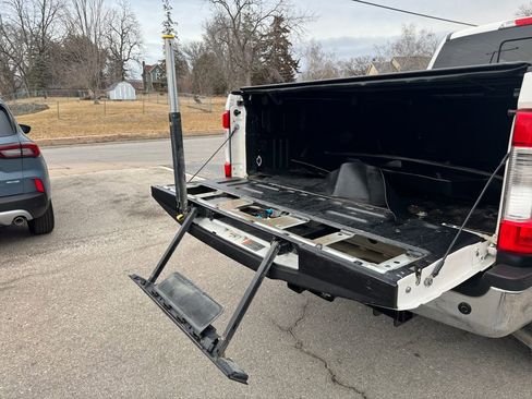 Used 2017 Ford F350 Lariat w/ Lariat Ultimate Package image 11