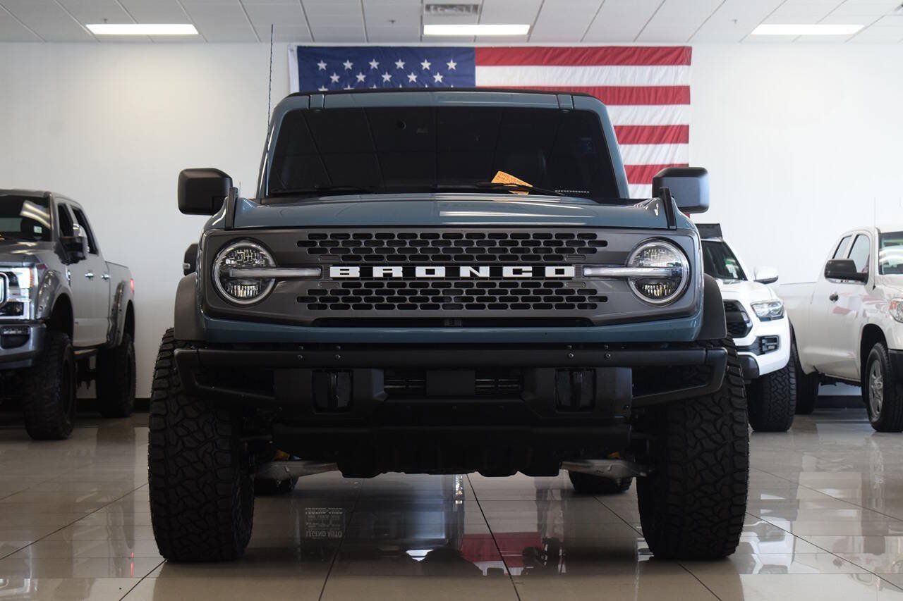 Used 2022 Ford Bronco Badlands AWD/4WD image 2