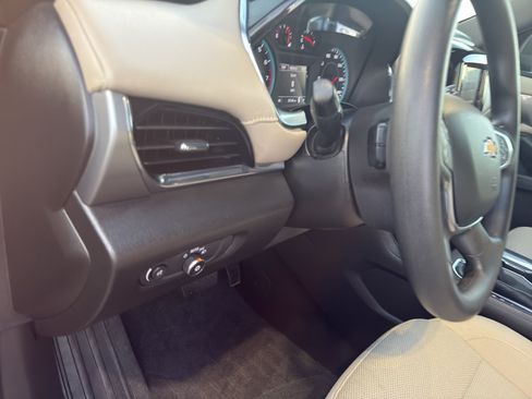 Certified 2023 Chevrolet Traverse LS w/ LPO, Floor Liner Package AWD/4WD image 14