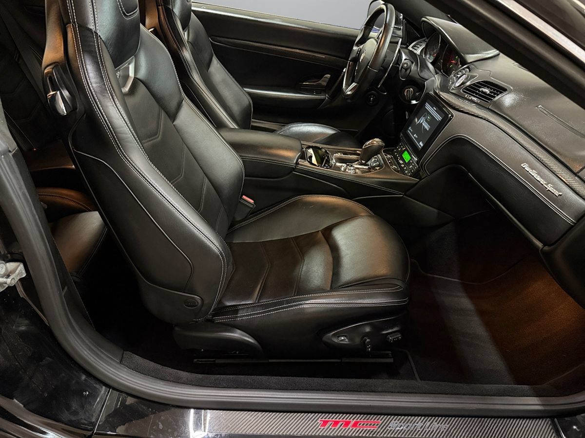 Used 2018 Maserati GranTurismo MC RWD image 17