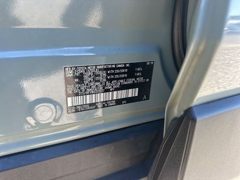 Used 2019 Toyota RAV4 Adventure image 35