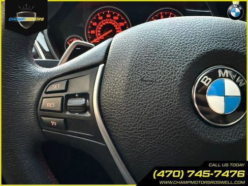 Used 2017 BMW 330i Sedan w/ Premium Package image 22
