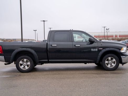 Used 2017 RAM 1500 Classic SLT image 9