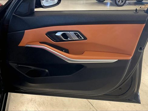 Certified 2023 BMW 330i Sedan w/ Driving Assistance Package image 21