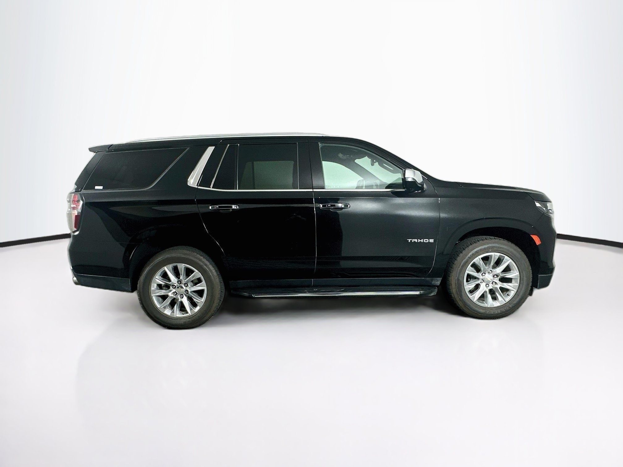 Used 2023 Chevrolet Tahoe Premier RWD image 10
