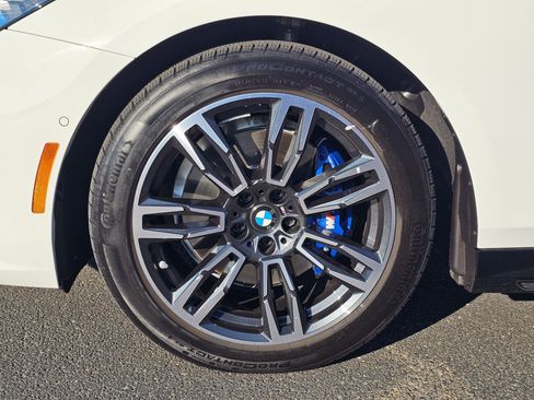 Certified 2025 BMW 530i xDrive 530i xDrive w/ M Sport Package image 40