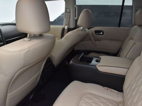 Used 2024 Nissan Armada Platinum w/ Captain's Chairs Package image 15