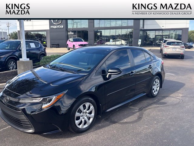 Used 2023 Toyota Corolla LE w/ Carpet Mat Package (TMS) FWD image 1